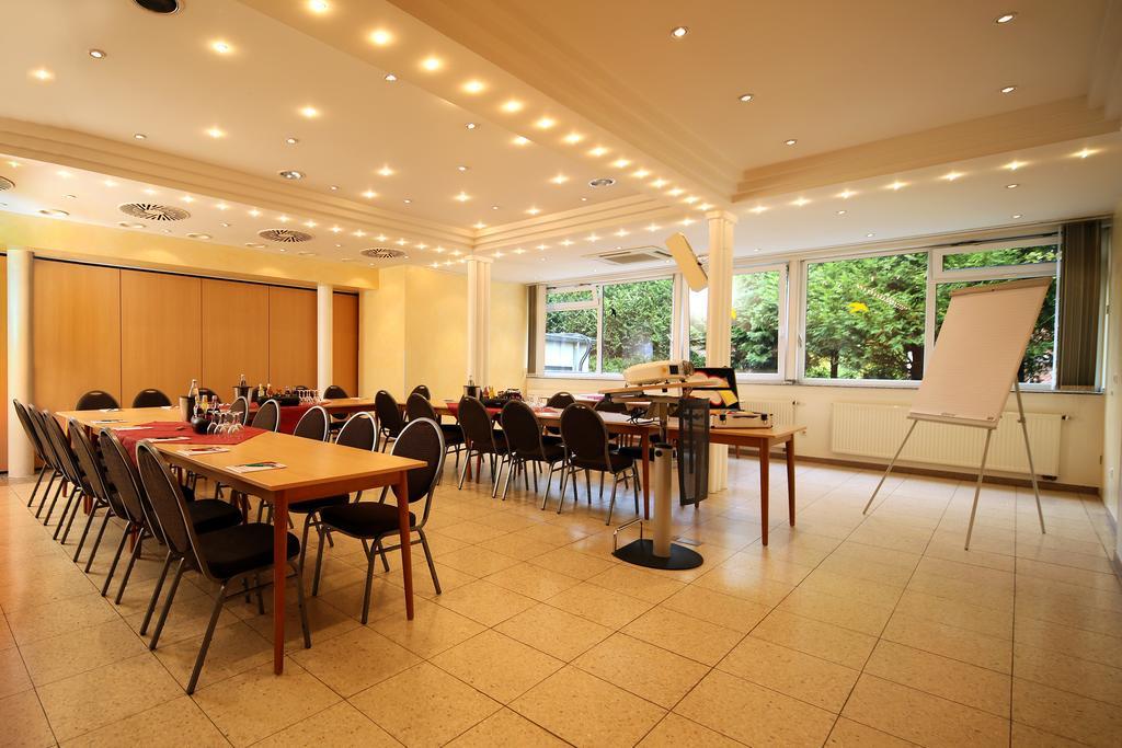 Mariaweiler Hof Hotel Duren Exterior photo