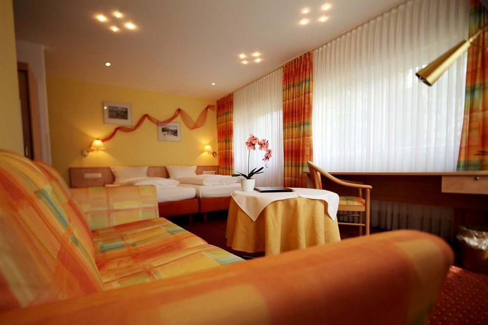 Mariaweiler Hof Hotel Duren Exterior photo